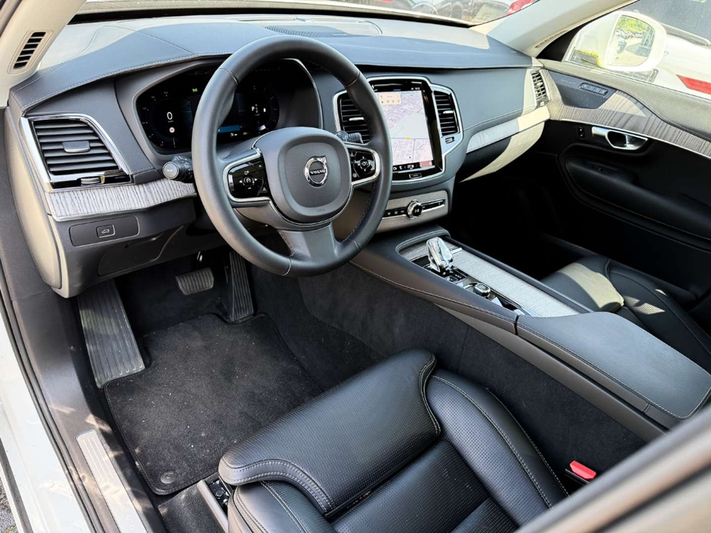 Volvo XC90 B5 Plus - 2023 - Joinsteer - #4