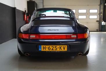 Porsche 993 Carrera 2 — photo 5