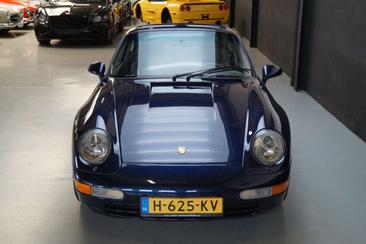 Porsche 993 Carrera 2 — photo 24