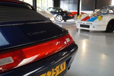 Porsche 993 Carrera 2 — photo 34