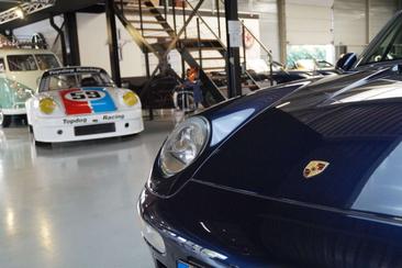 Porsche 993 Carrera 2 — photo 44
