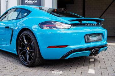 Porsche 718 Cayman S — photo 8
