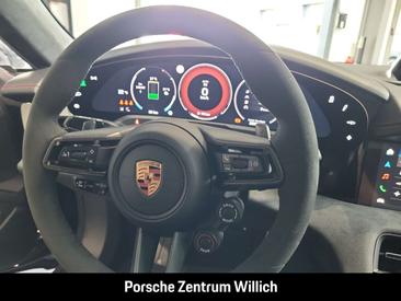 Porsche Taycan GTS — photo 21