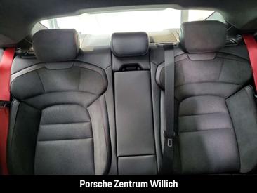 Porsche Taycan GTS — photo 25