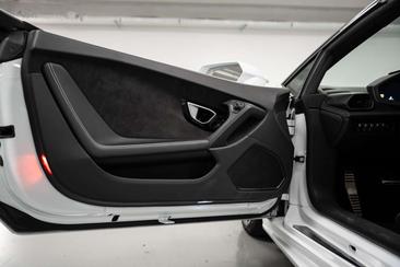Lamborghini Huracán Evo Spyder — photo 13
