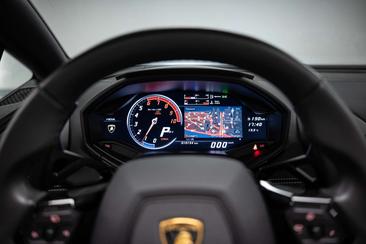Lamborghini Huracán Evo Spyder — photo 27