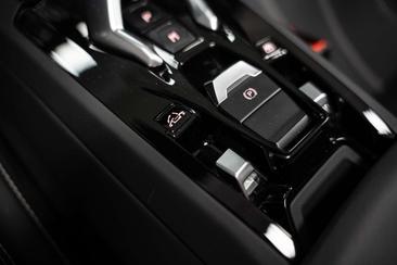 Lamborghini Huracán Evo Spyder — photo 31