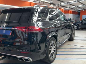 Mercedes GLE 63 AMG Line — photo 8