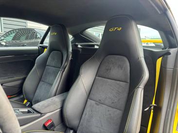 Porsche 981 Cayman Cayman GT4 — photo 15