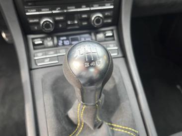Porsche 981 Cayman Cayman GT4 — photo 21