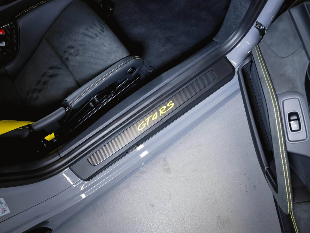 Porsche 718 type 982 Cayman GT4 RS - 2025 - Joinsteer - #28