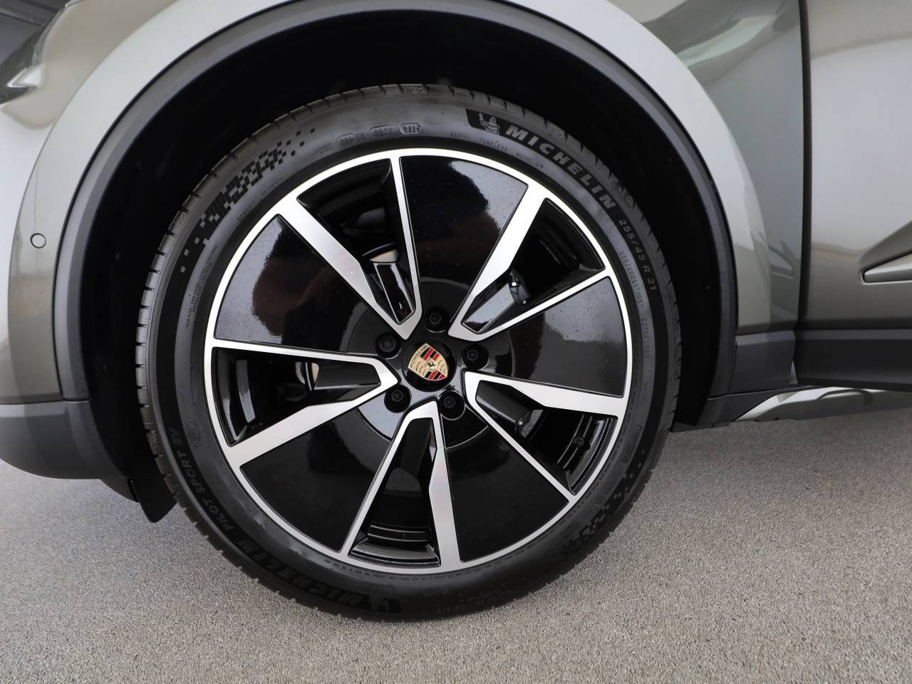 Porsche Macan Electrique 4 - 2025 - Joinsteer - #6