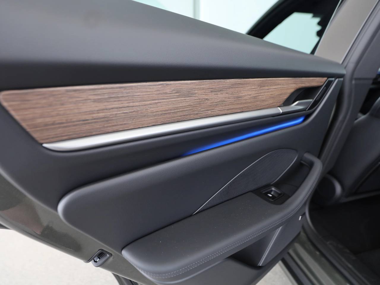 Porsche Macan Electrique 4 - 2025 - Joinsteer - #21