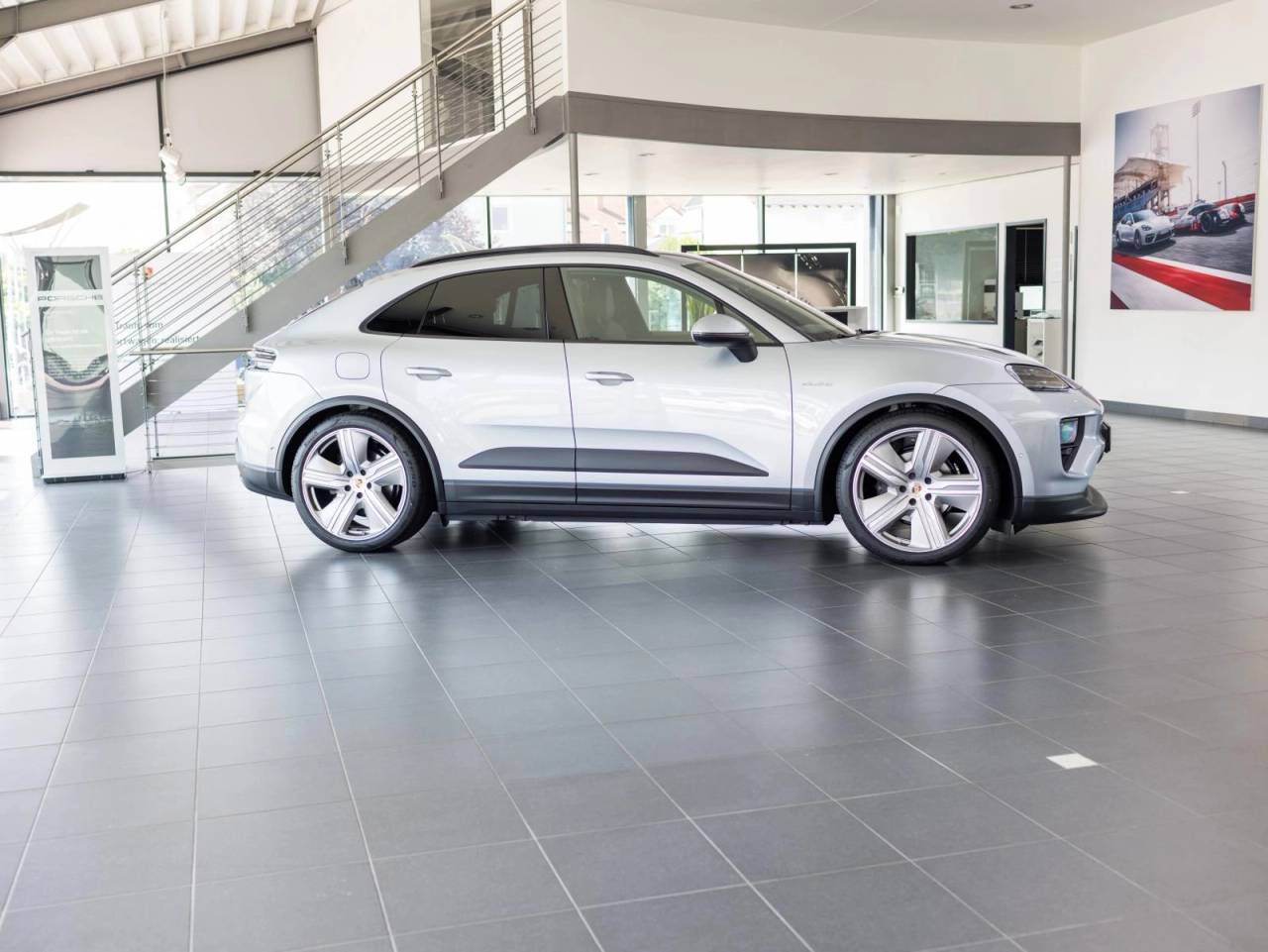 Porsche Macan Electrique - 2025 - Joinsteer - #4