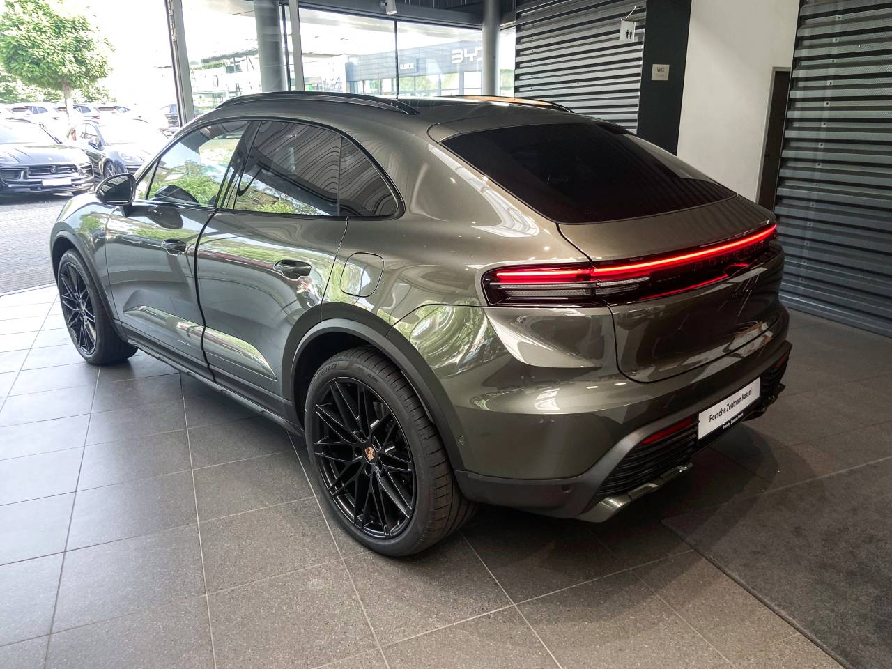 Porsche Macan Electrique 4 - 2025 - Joinsteer - #3