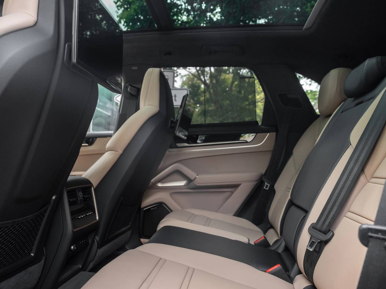 Porsche Cayenne III ph2 S E-Hybrid - 2025 - Joinsteer - #18