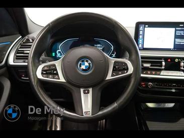 BMW iX3 Électrique — photo 9