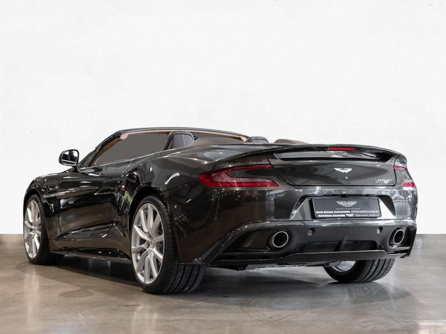 Aston Martin Vanquish Volante - 2016 - Joinsteer - #2