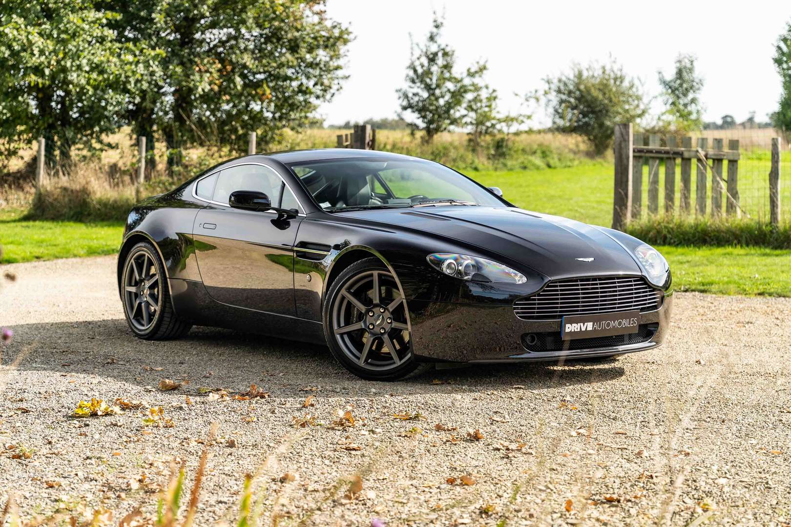 Aston Martin Vantage Coupe V8 4.3 385 Manual - 2007 - Joinsteer - #1