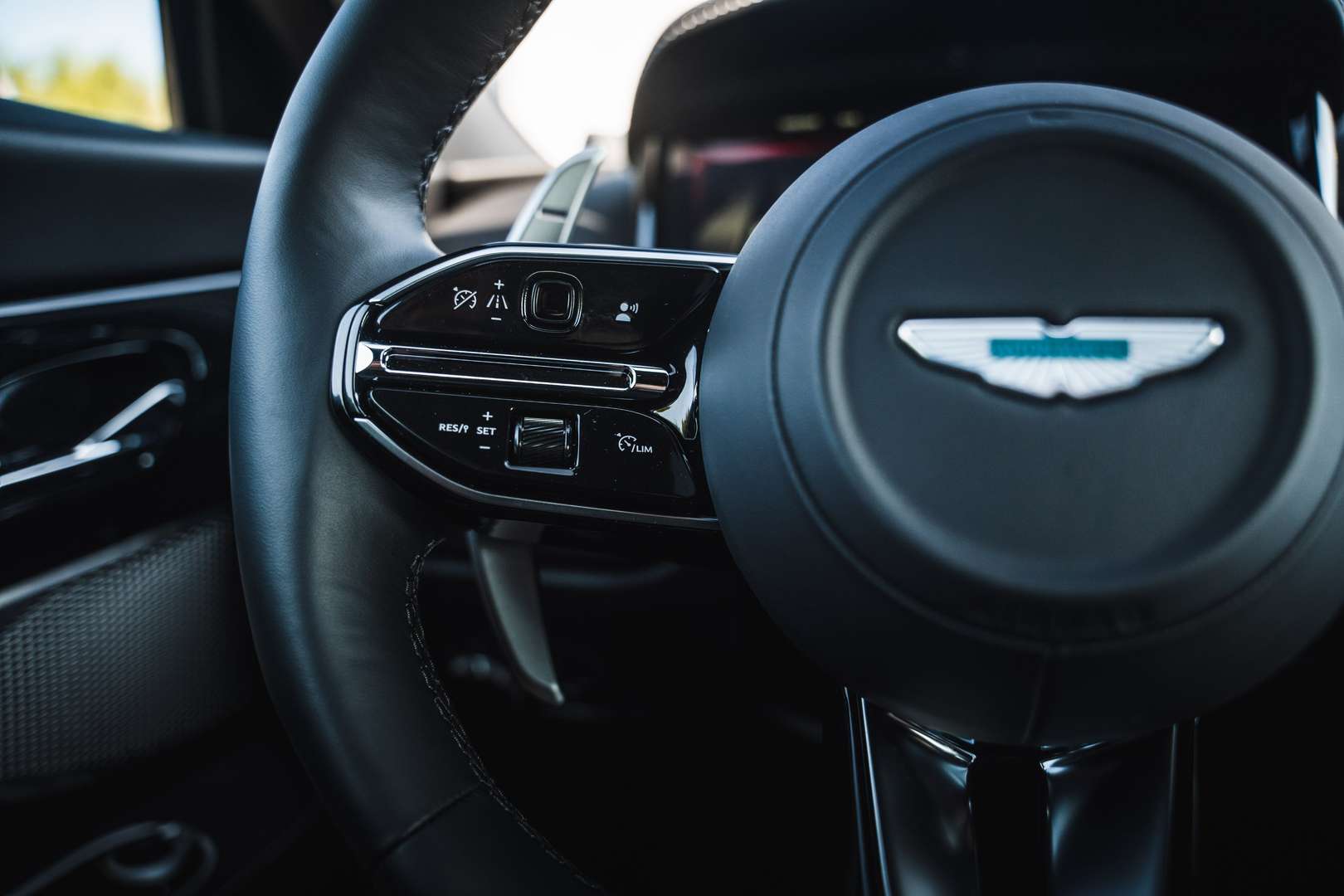 Aston Martin DB12 V8 Sport Seats - 2025 - Joinsteer - #19