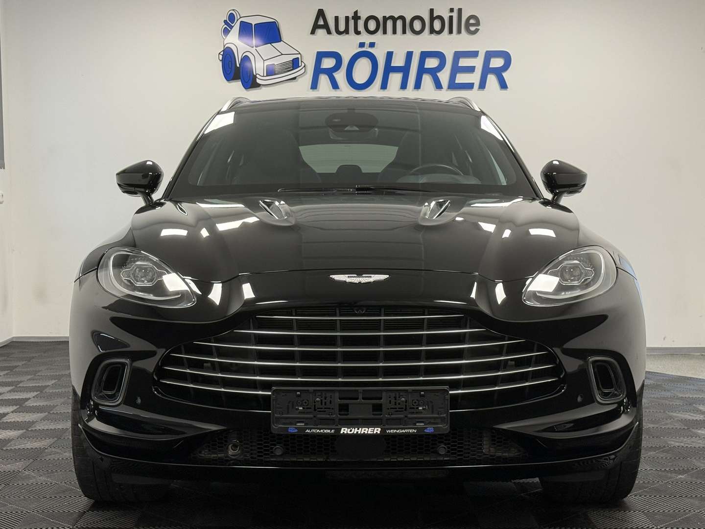 Aston Martin DBX 4.0 V8 Jet Black - 2024 - Joinsteer - #3