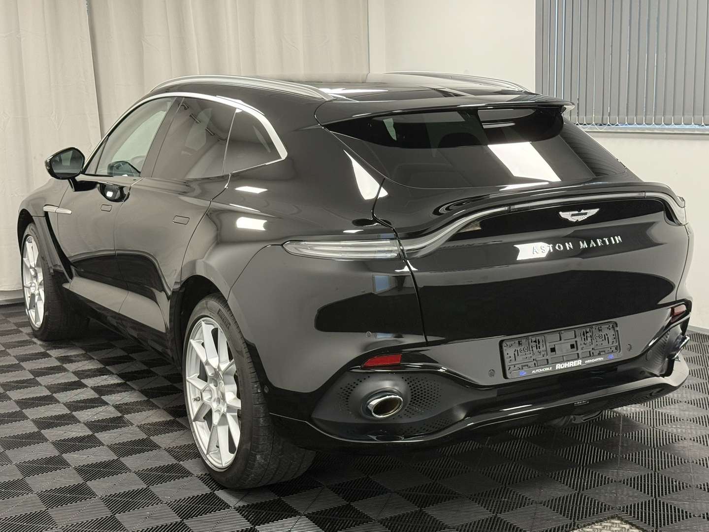 Aston Martin DBX 4.0 V8 Jet Black - 2024 - Joinsteer - #6