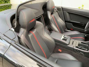 Aston Martin V8 — photo 18