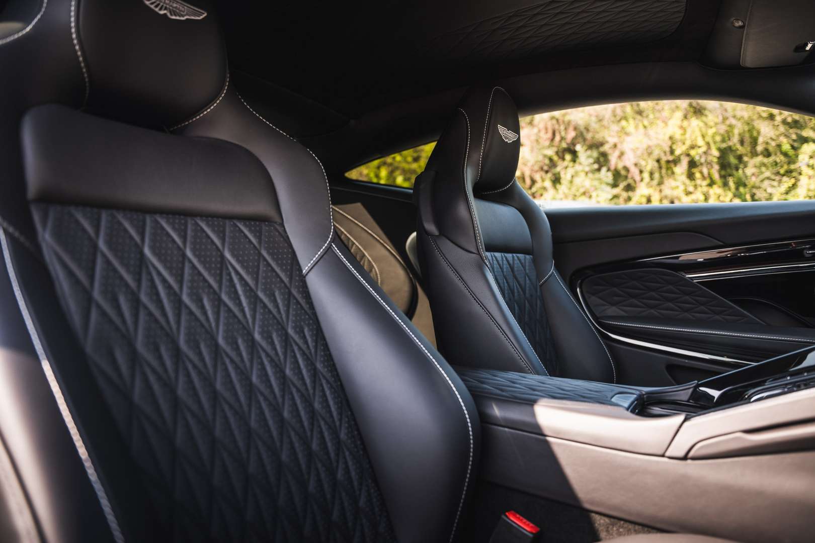 Aston Martin DB12 V8 Sport Seats - 2025 - Joinsteer - #24
