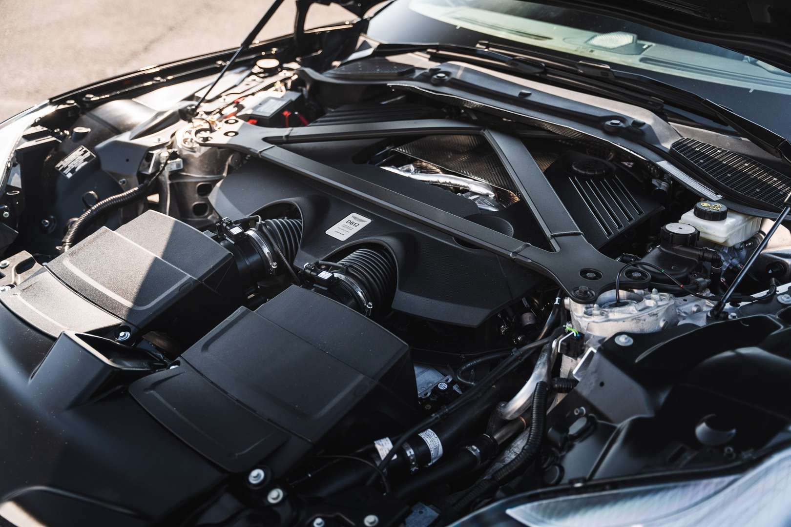 Aston Martin DB12 V8 Sport Seats - 2025 - Joinsteer - #27