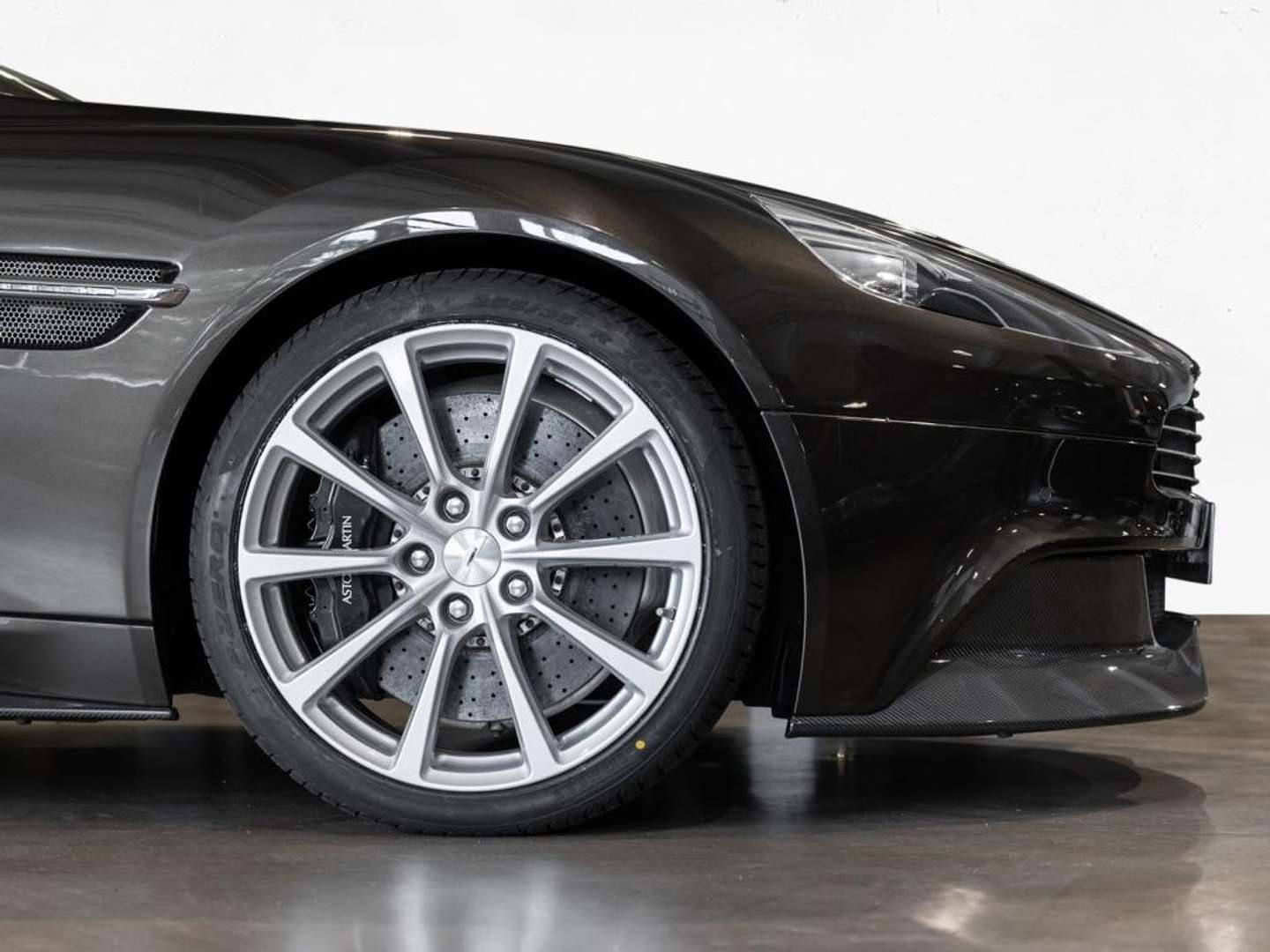 Aston Martin Vanquish Volante - 2016 - Joinsteer - #27