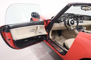 BMW Z8 — photo 8