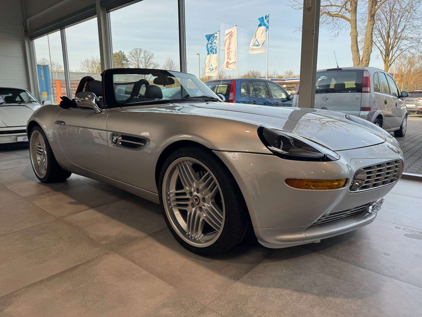 BMW Z8 Cabriolet 4.9 - 2002 - Joinsteer - #2