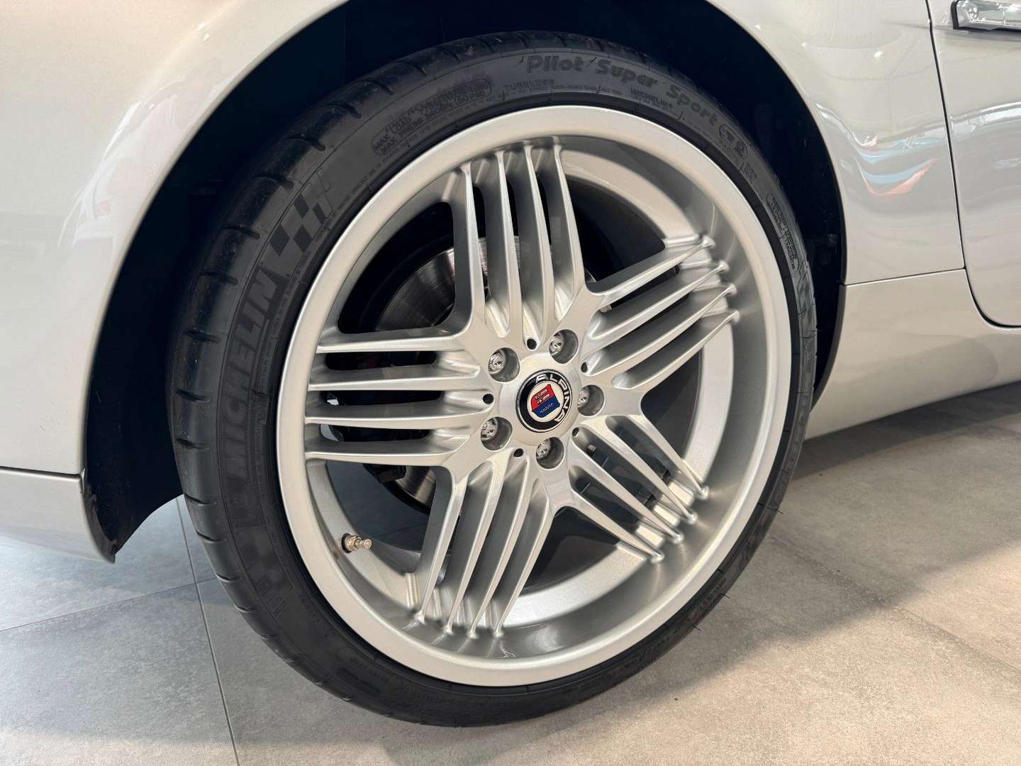 BMW Z8 Cabriolet 4.9 - 2002 - Joinsteer - #9