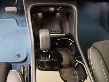 Volvo C40 Recharge Ultimate — photo 18