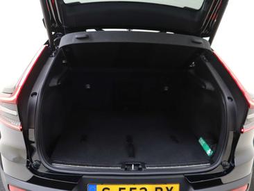 Volvo C40 Recharge Ultimate — photo 33