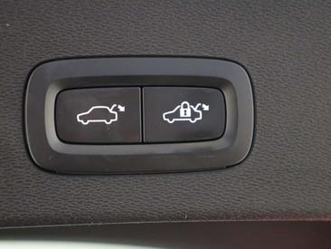Volvo C40 Recharge Ultimate — photo 34