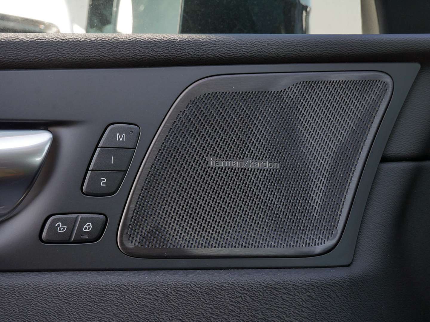 Volvo XC60 B5 Plus - 2025 - Joinsteer - #21