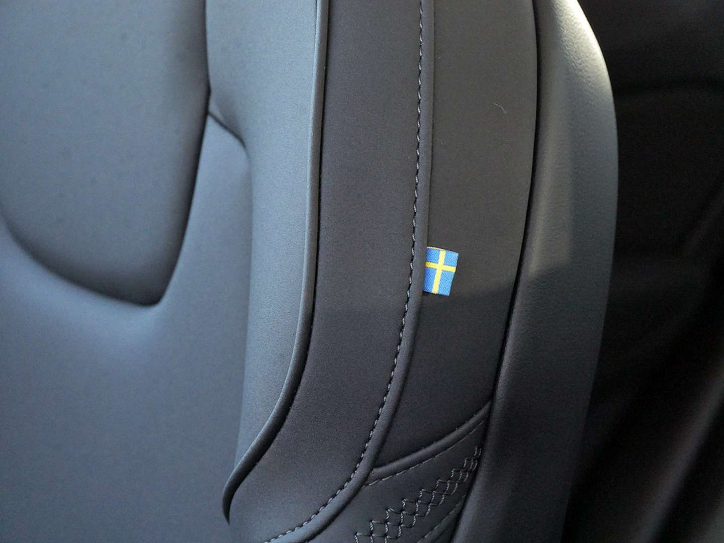 Volvo XC60 B5 Plus - 2025 - Joinsteer - #24