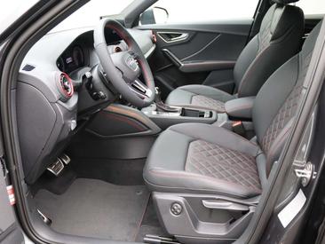 Audi Q2 S Line 35 TFSI — photo 11