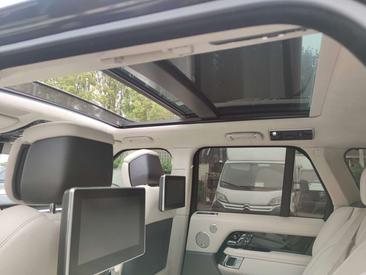Land Rover Range Rover P400e Autobiography — photo 12