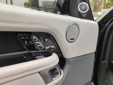 Land Rover Range Rover P400e Autobiography — photo 21