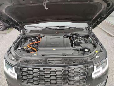 Land Rover Range Rover P400e Autobiography — photo 27