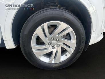Land Rover Discovery Sport R-DYNAMIC P300e — photo 7
