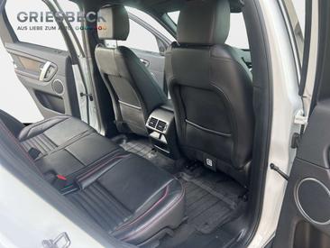 Land Rover Discovery Sport R-DYNAMIC P300e — photo 15