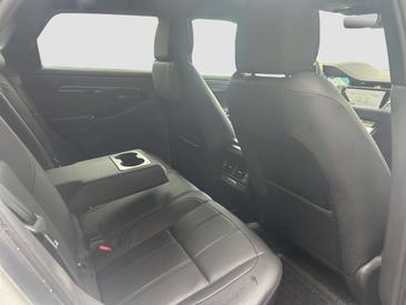 Land Rover Range Rover Evoque SE P300e — photo 15
