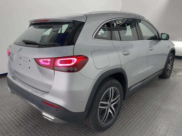 Mercedes GLA 250 — photo 4