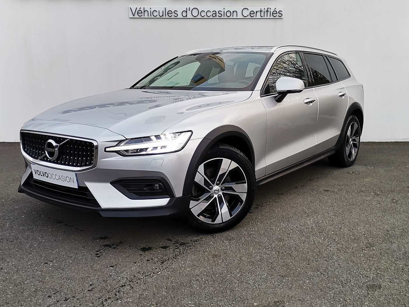 Volvo V60 Cross Country Pro B4 - 2021 - Joinsteer