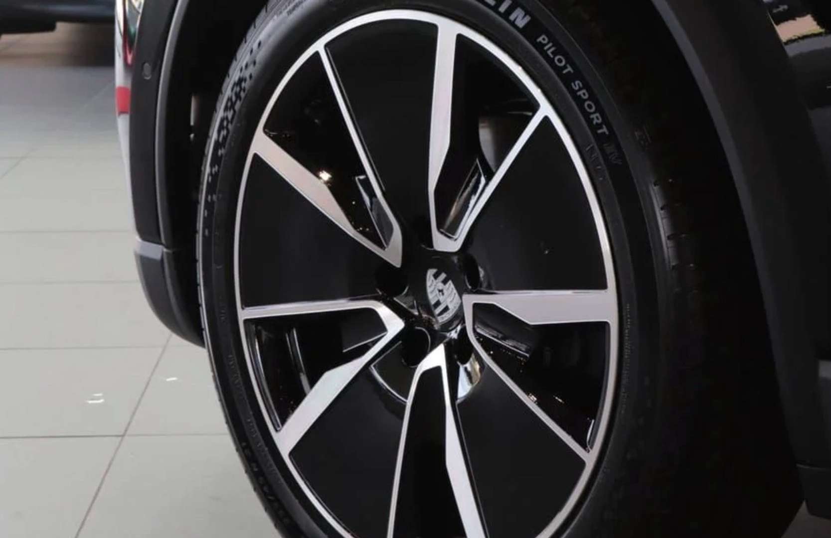 Porsche Macan I Electric - 2025 - Joinsteer - #5