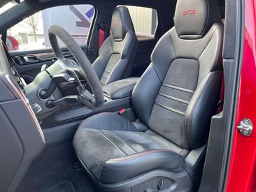 Porsche Cayenne III GTS — photo 6