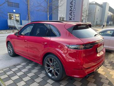 Porsche Cayenne III GTS — photo 25